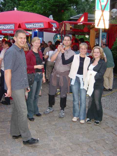 Wolfram, Sylvana, Stefan, Anja und Claudia zum Krmerbrckenfest