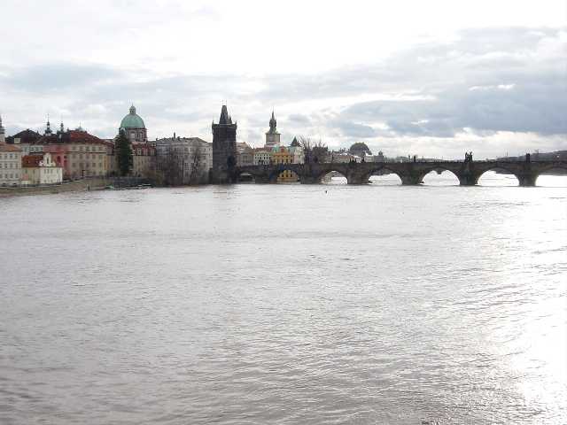 die Karlsbrcke ber die Moldau (Vltava)